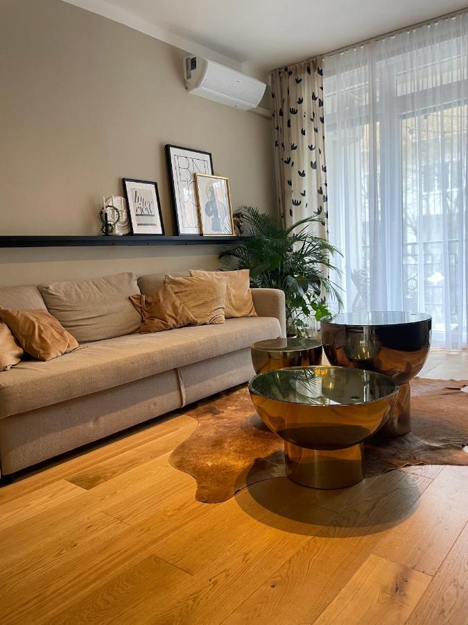 Sweet Home By Zoom Apartments บราติสลาวา ภายนอก รูปภาพ